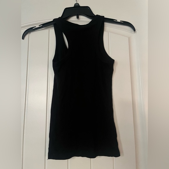 Women’s Razorback Black Ribbed Button Tank Top - Picture 2 of 2